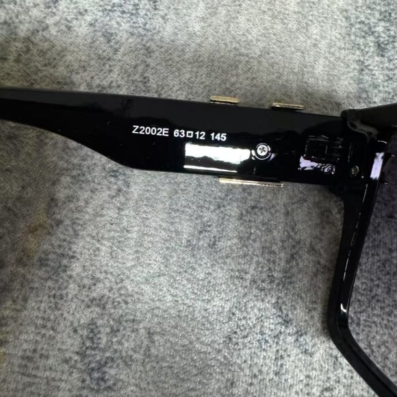 Louis Vuitton Millionaires Sunglasses – Black/Gold LV Logo – Men’s Luxury Design - Picture 5 of 6